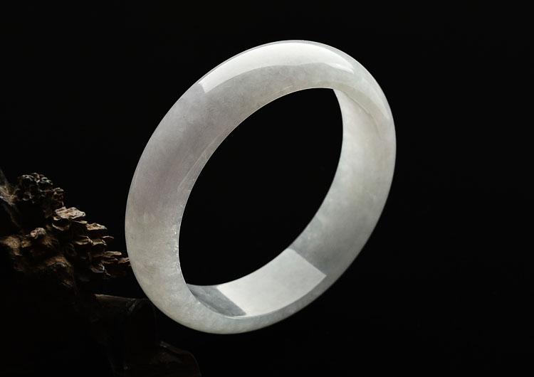 (超值推荐)糯冰种晴水手镯(65.4mm)