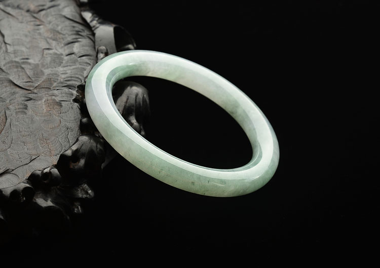 糯冰种晴水圆条手镯(56.5mm)