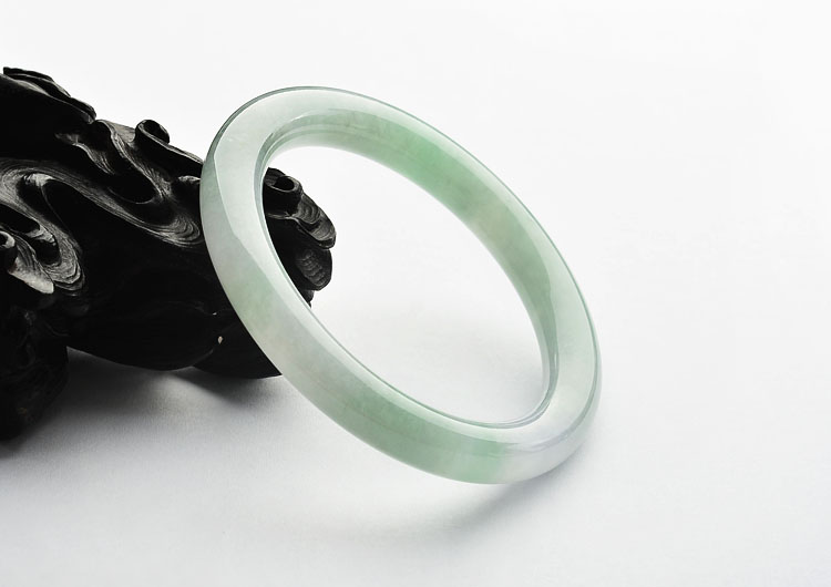糯冰种晴水圆条手镯(56.5mm)