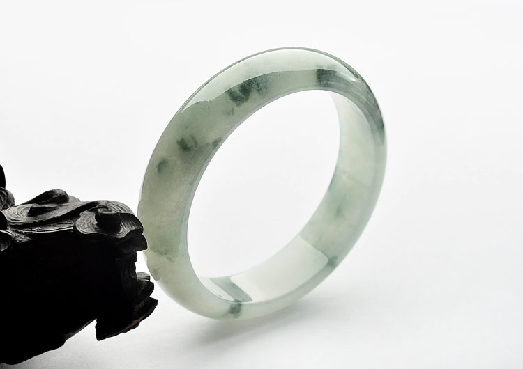 糯冰种飘花手镯(57.5mm)