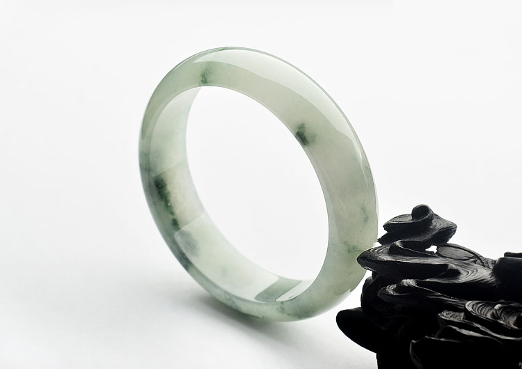 糯冰种飘花手镯(57.5mm)