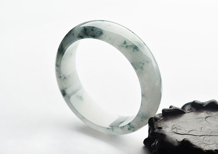 糯冰种飘花手镯(57.8mm)