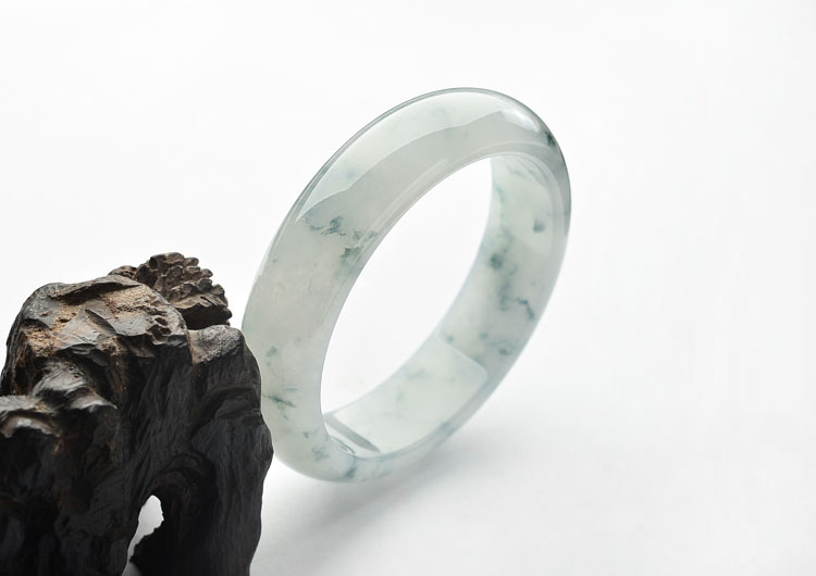 糯冰种飘花手镯(57.7mm)