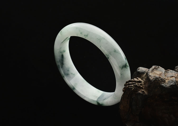 糯冰种飘花手镯(58.1mm)
