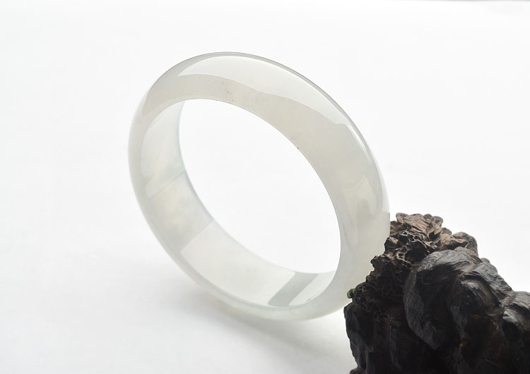 冰种淡晴水手镯(58.5mm)