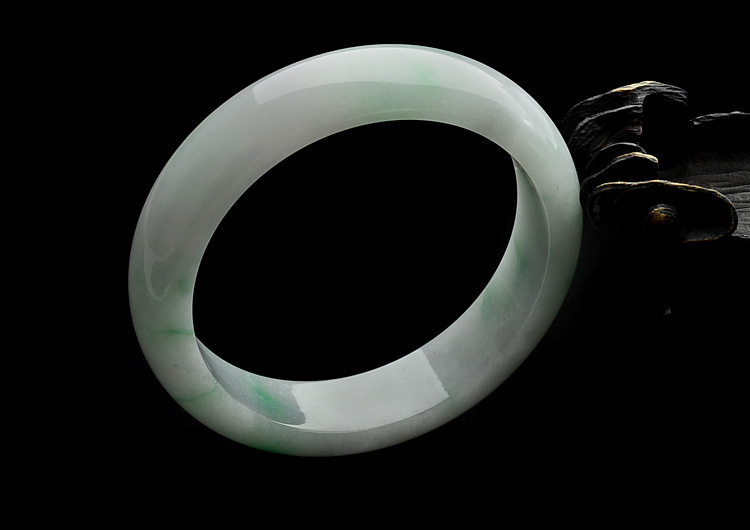 糯冰种飘翠手镯(58.5mm)