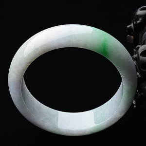 糯冰种春带彩手镯（59mm）