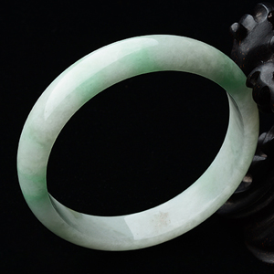 糯冰种飘翠手镯（57.7mm）
