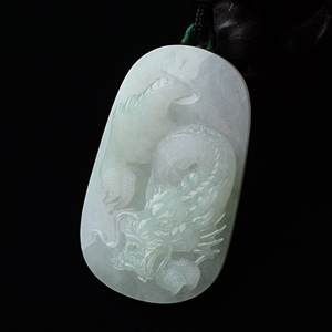 糯冰种晴水龙牌挂件