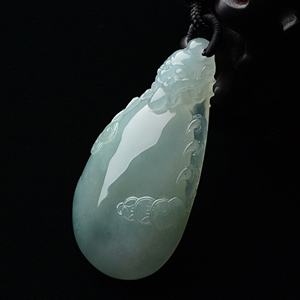 冰种晴水龙行如意挂件