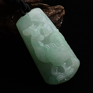 糯冰种翠色冠上加冠挂件