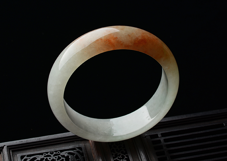 糯冰种晴水飘红翡手镯（60mm）