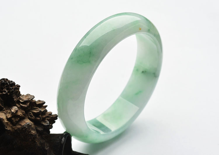 糯冰种飘花手镯(58.5mm)