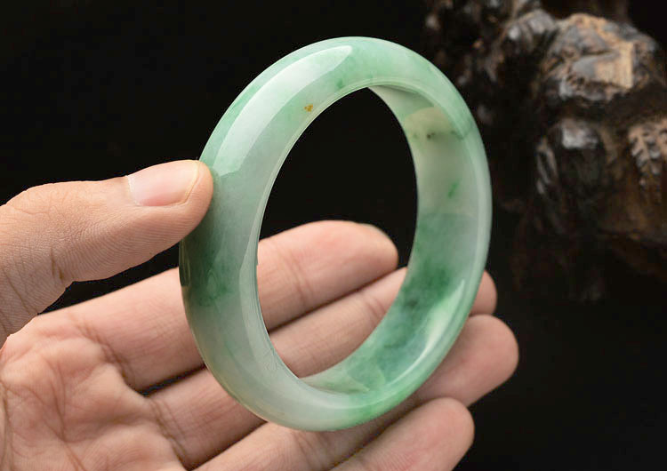 糯冰种飘花手镯(58.5mm)
