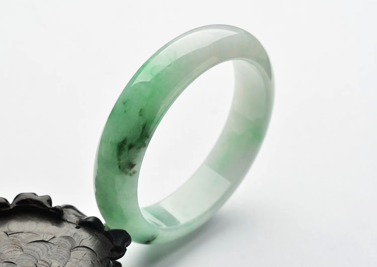 糯冰种飘花手镯(59.4mm)