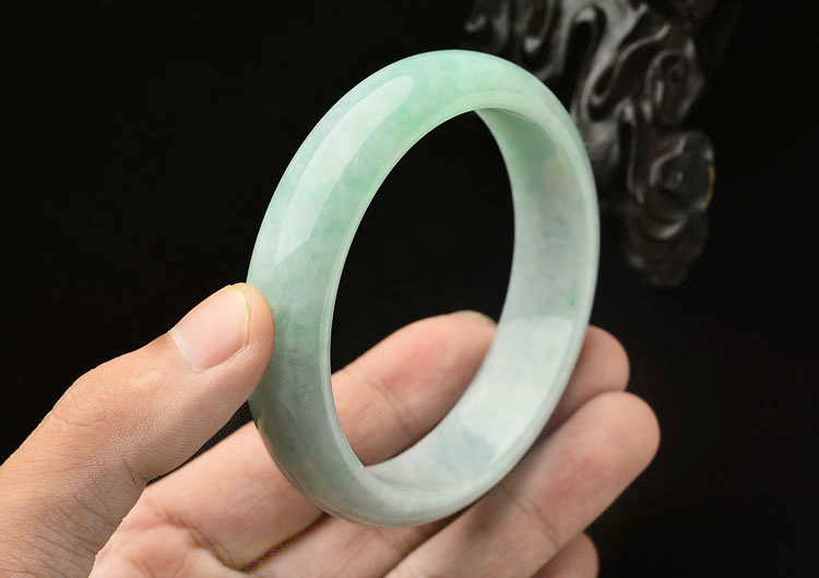 糯冰种豆色手镯(63.2mm)