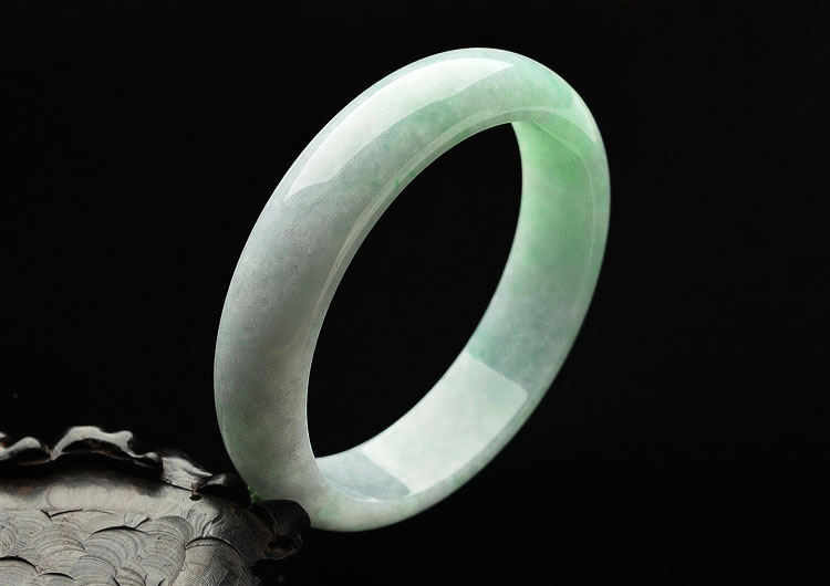 糯冰种豆色手镯(63.2mm)