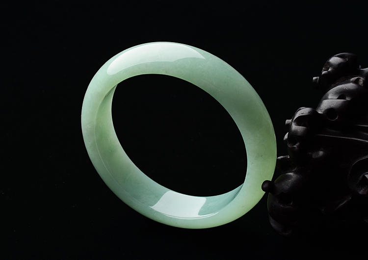 糯冰种晴水手镯（58.3mm）