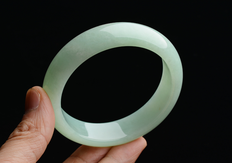 糯冰种晴水手镯（58.3mm）