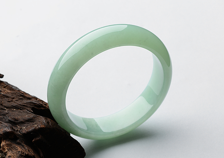 糯冰种晴水手镯（58.3mm）