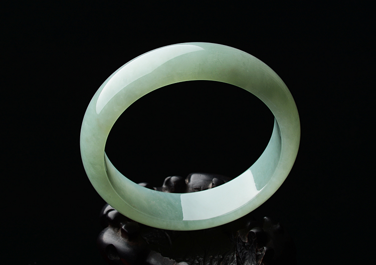 糯冰种晴水手镯（58.2mm）