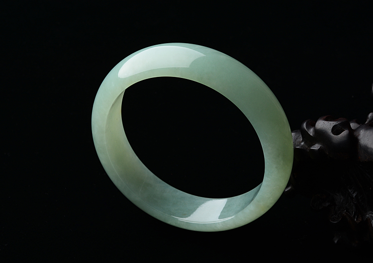 糯冰种晴水手镯（58.2mm）