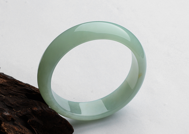 糯冰种晴水手镯（58.2mm）