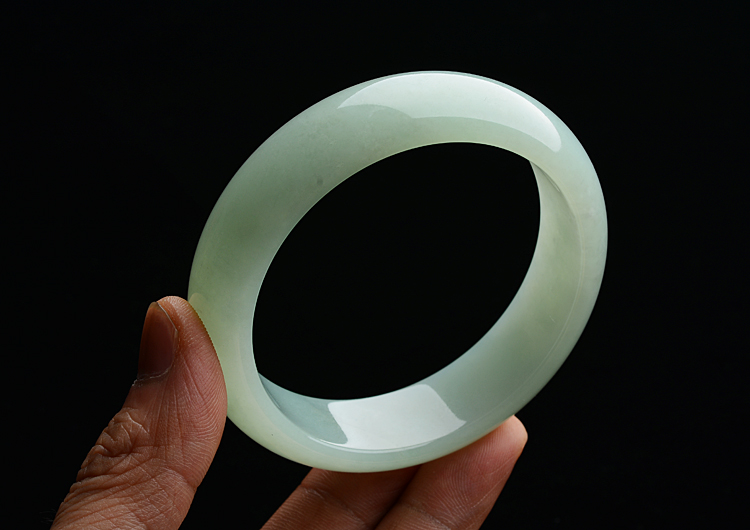 糯冰种晴水手镯（58.7mm）