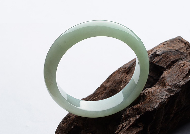 糯冰种晴水手镯（57.5mm）