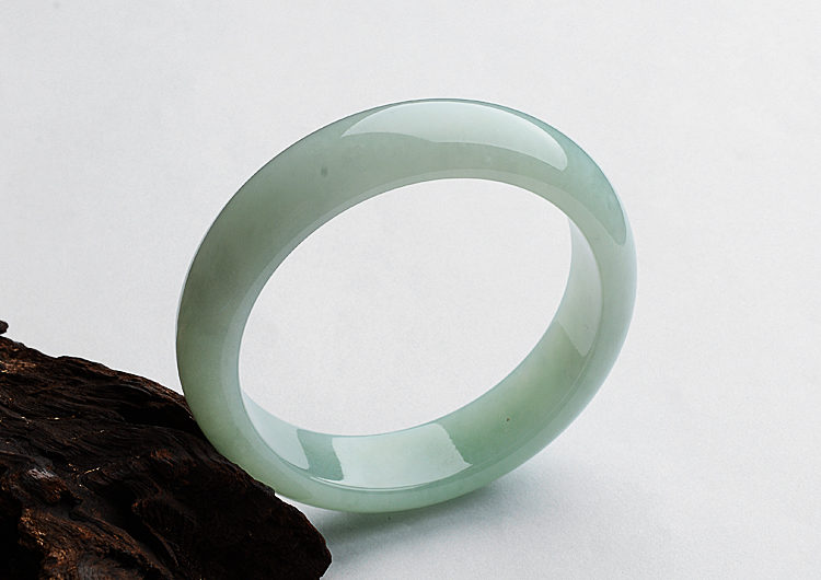 糯冰种晴水手镯（57.5mm）