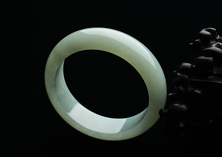 糯冰种晴水手镯（57mm）