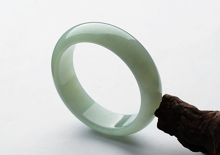 糯冰种晴水手镯（57mm）