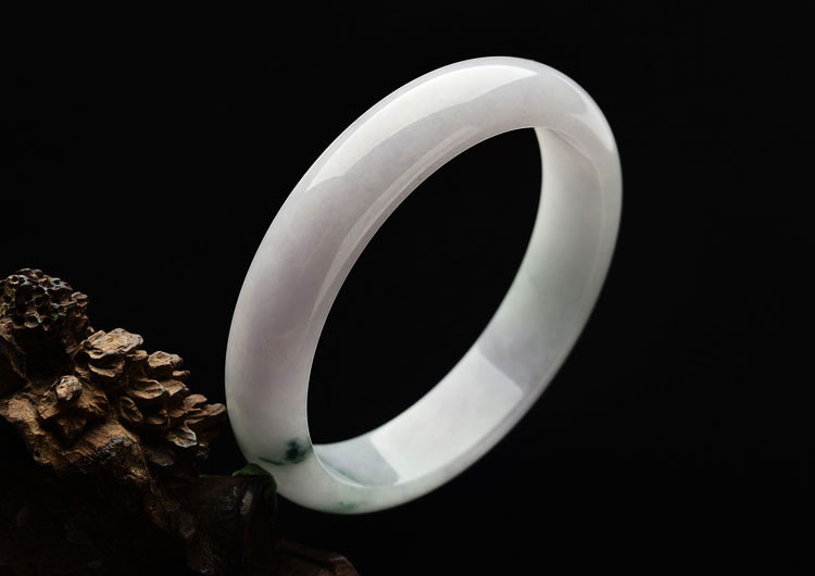 糯冰种淡紫罗兰略飘花手镯(58.6mm)