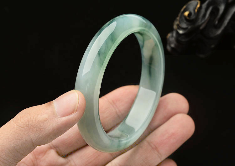 冰种飘花手镯(57.4mm)