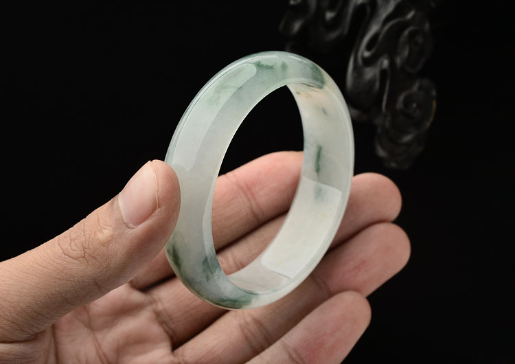 糯冰种飘花手镯(54.5mm)