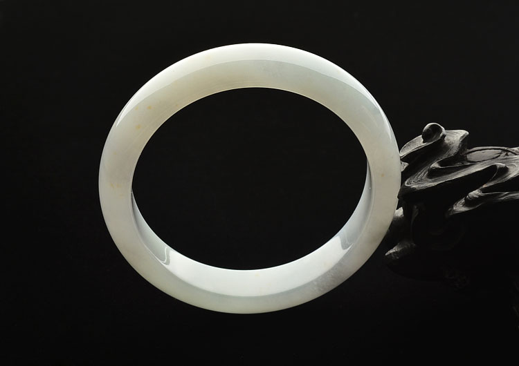（一口价扫货）糯冰种晴水略飘黄翡手镯(57.4mm)