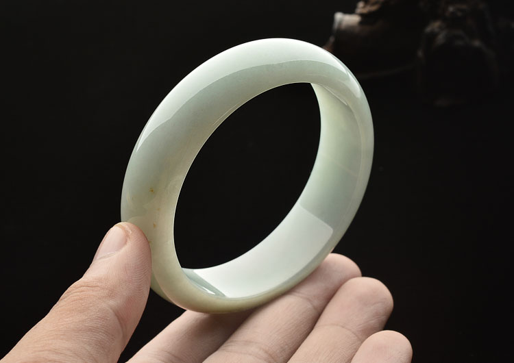 （一口价扫货）糯冰种晴水手镯(57.2mm)