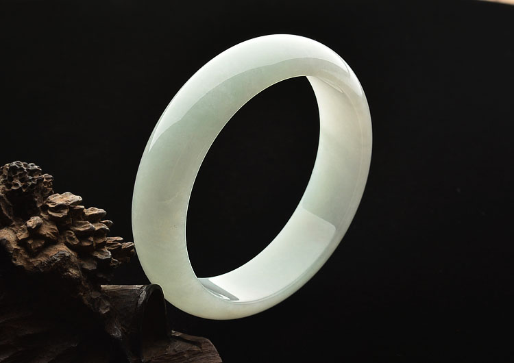 （一口价扫货）糯冰种晴水手镯(57.7mm)