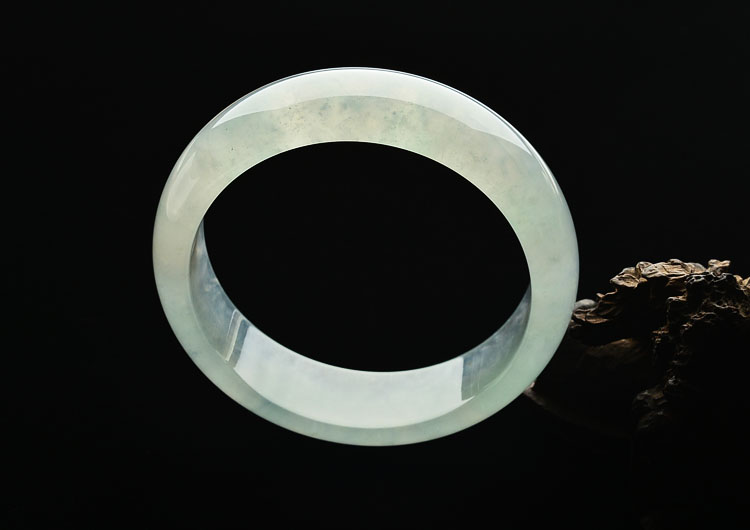 (超值推荐)冰种晴水手镯(57.2mm)