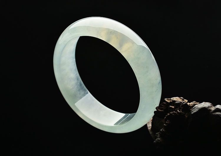 (超值推荐)冰种晴水手镯(57.2mm)