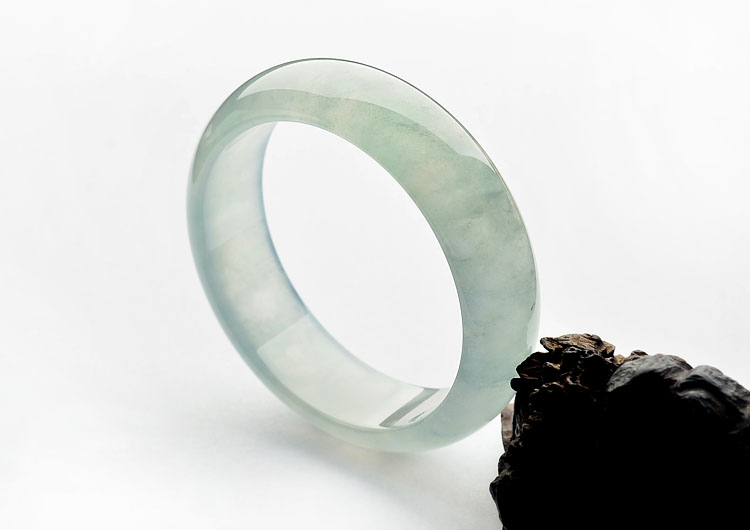 (超值推荐)冰种晴水手镯(57.2mm)