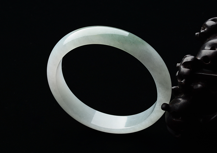 糯冰种晴水飘花手镯（58.6mm）
