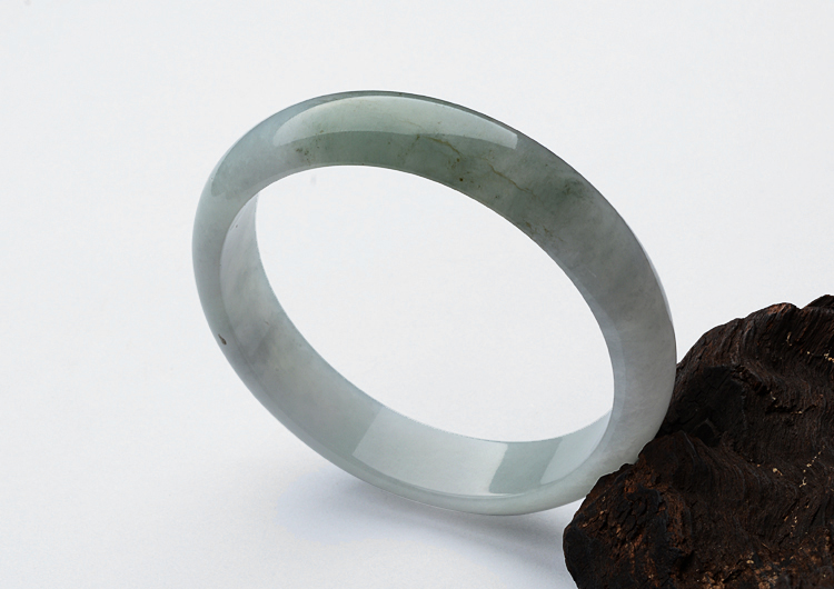 糯冰种晴水飘花手镯（58.6mm）