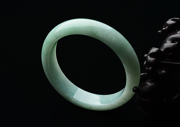 糯冰种淡豆色手镯（57.2mm）
