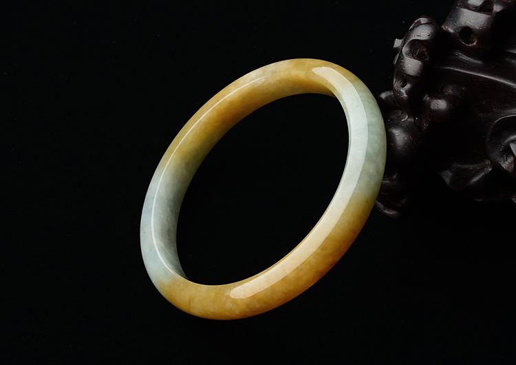 (超值推荐)糯冰种黄翡手镯（53.4mm）