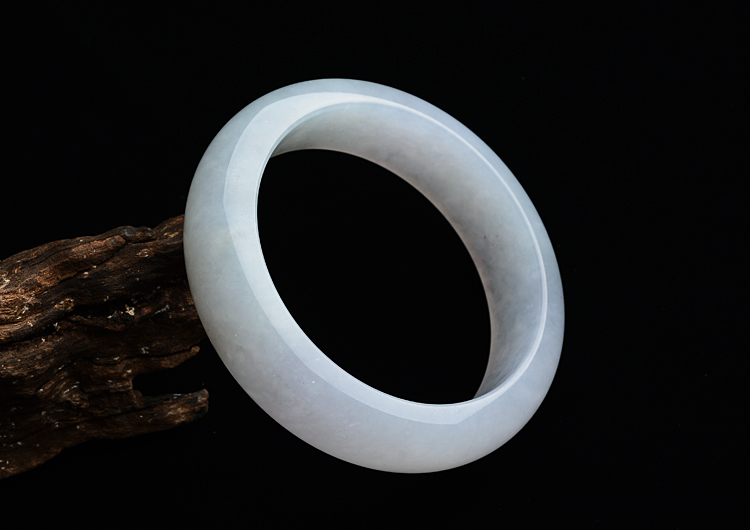 糯冰种淡紫罗兰手镯（55.6mm）
