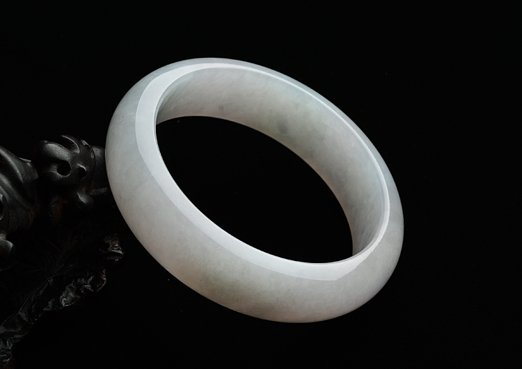 糯冰种淡紫罗兰手镯（57.4mm）
