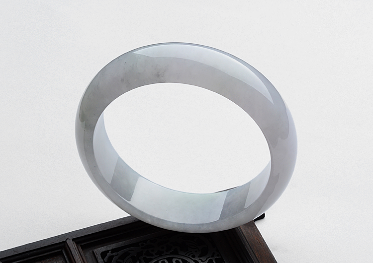 糯冰种淡紫罗兰手镯（57.4mm）