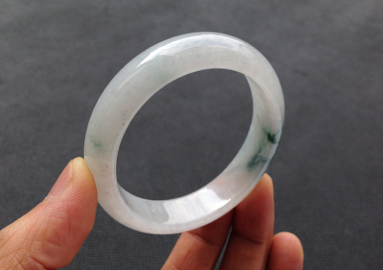 糯冰种飘花贵妃镯（52.8mm-49mm）