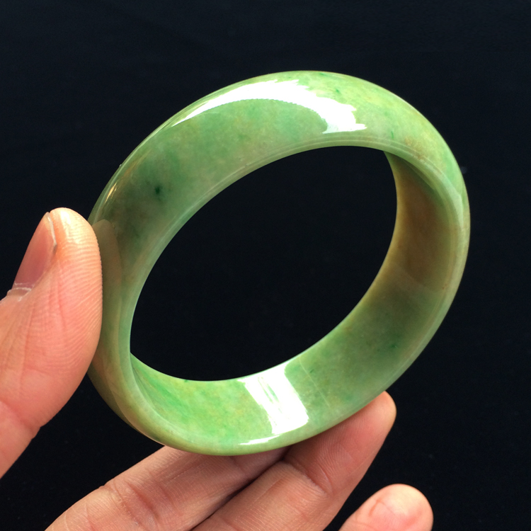 （超值推荐）细糯种黄加绿手镯（58mm）